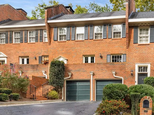 634 Jefferson Cir, Sandy Springs, GA 30328