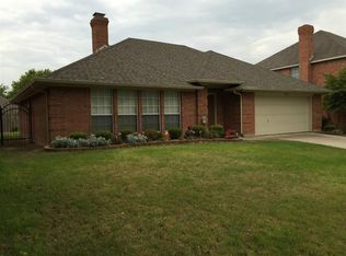 5021 Barberry Dr, Fort Worth, TX 76133