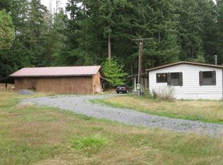 225 S West Camano Dr, Camano Island, WA 98282