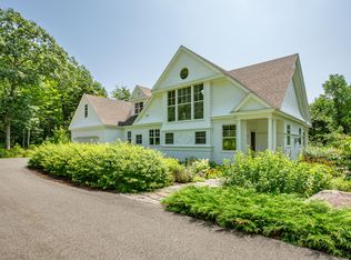 5 Mountain Arrow Cir, Camden, ME 04843