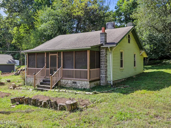 2226 Bernhurst Dr, Knoxville, TN 37918