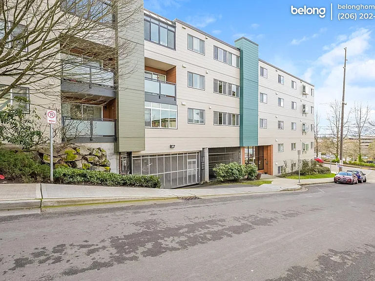 9710 5th Ave NE #307 — Photo 4