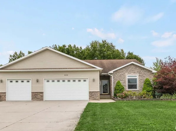 525 Filbert St, New Carlisle, IN 46552