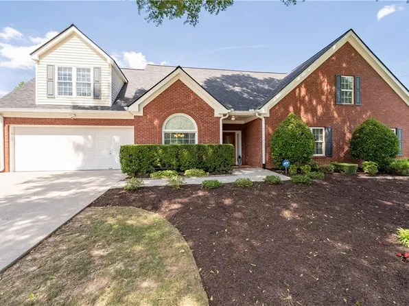 3027 Biltmore Woods Dr, Buford, GA 30519
