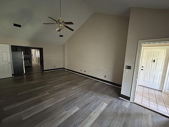 2nd image of 3704 Mayfair Ln