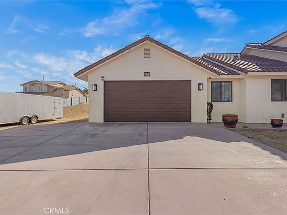 4th image of 49111 Paradise Ave