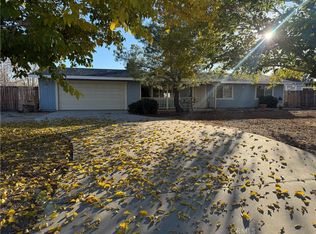 17747 Walnut St, Hesperia, CA 92345