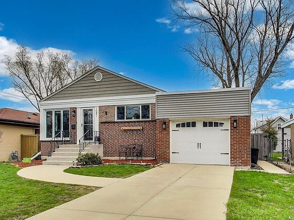 2nd image of 1541 Ostrander Ave