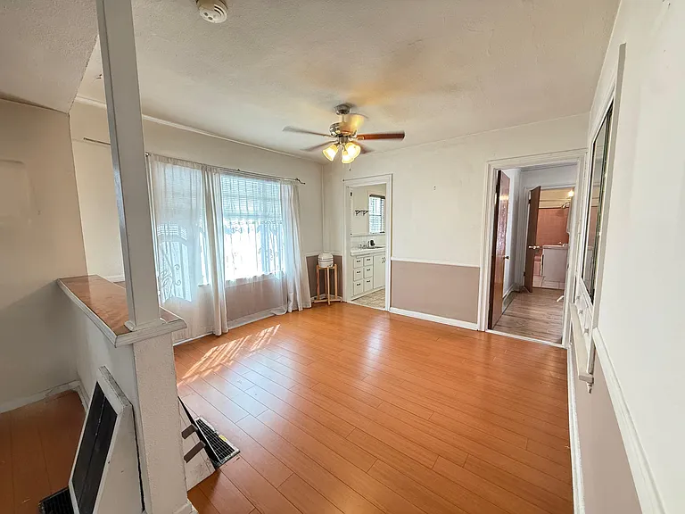 1123 N Vista St #1123 — Photo 13