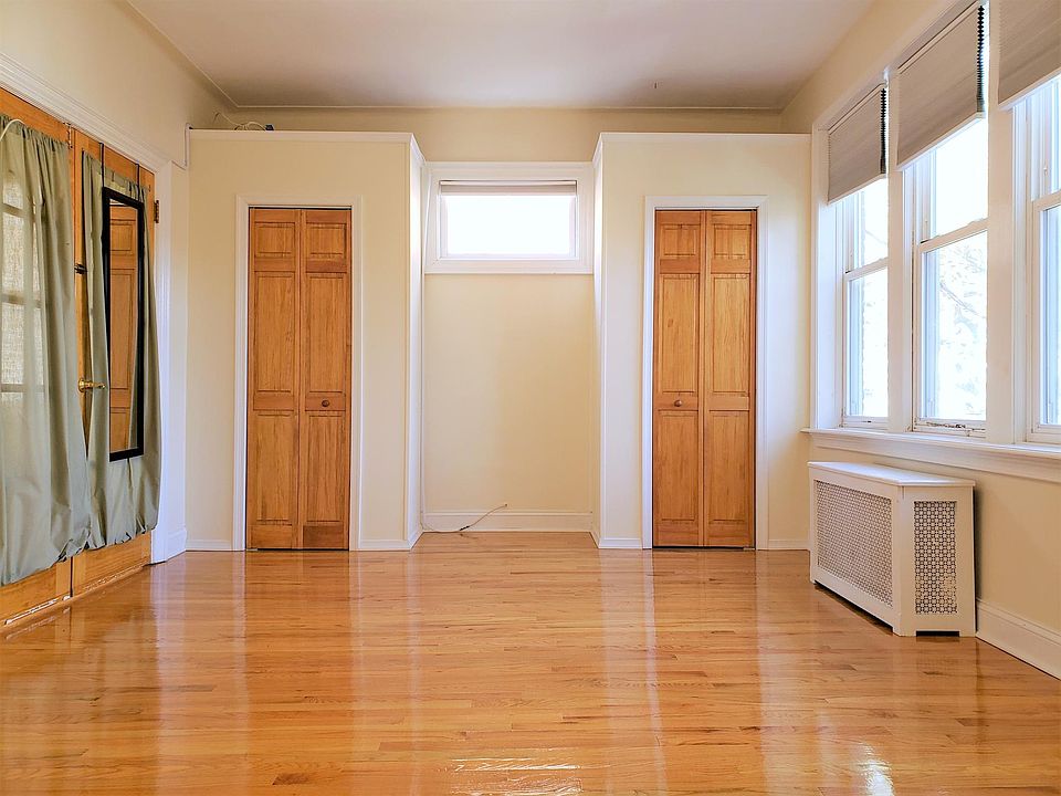 1st image of 1560 Ryder St #2