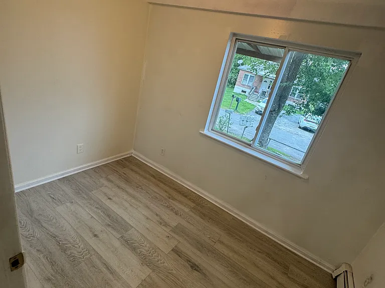 21 Pine St #1-L — Photo 6