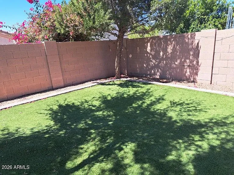 2045 E Indian Wells Dr — Photo 23