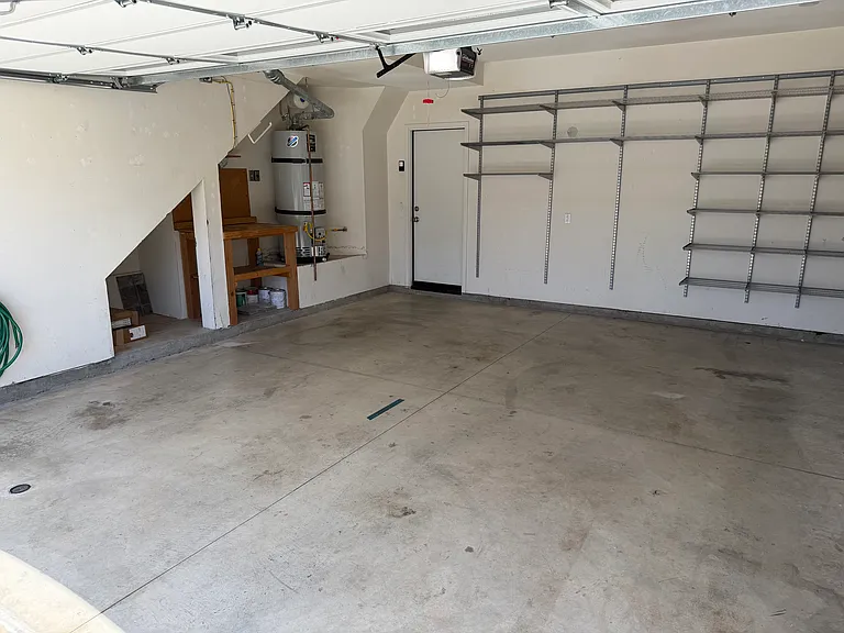 10261 Boyd Dr — Photo 4