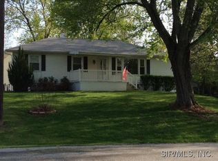 616 Ardmore Dr, Belleville, IL
