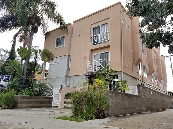 2nd image of 2547 S Sepulveda Blvd #11