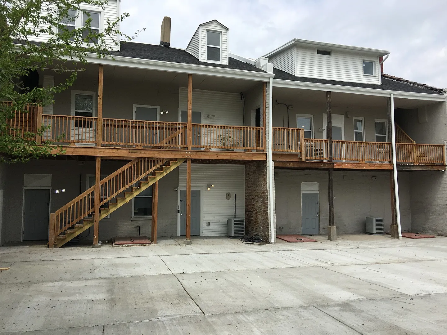 2 Bedroom/1 Bath — Photo 1