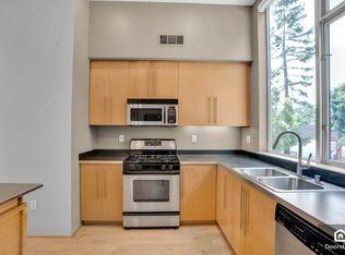 16 Iron Horse Ln, Walnut Creek, CA 94597