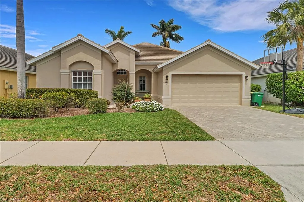 3 bed, 2.0 bath, 1749 sqft, $12,000 — Photo 1
