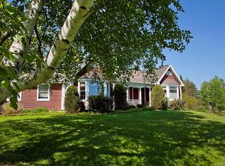 1100 Eastview Dr, Cazenovia, NY 13035