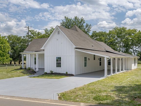 2nd image of 638 Rucker Rd