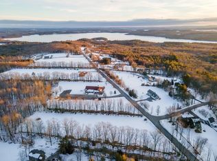 9 Dillingham Hill Rd, Auburn, ME 04210