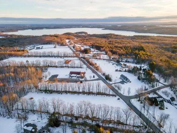 9 Dillingham Hill Road, Auburn, ME 04210