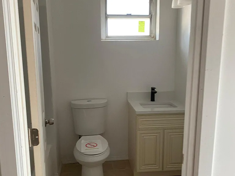 368 Main St #3B — Photo 6