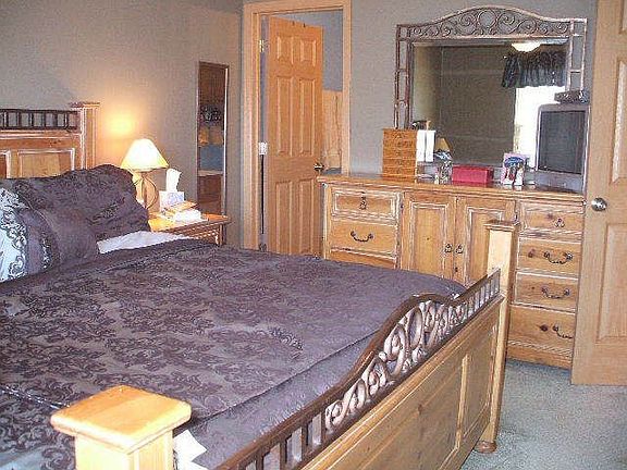 master leading into bathroom