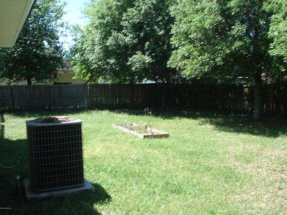 3rd image of 13803 Fish Eagle Dr W