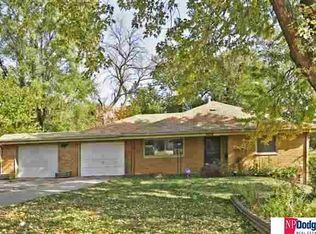 3719 N 71st St, Omaha, NE 68104