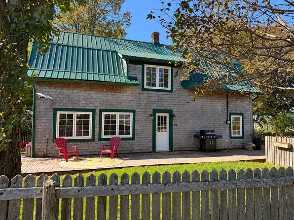 39 Weir Dr, Albany, PE C0B 1A0