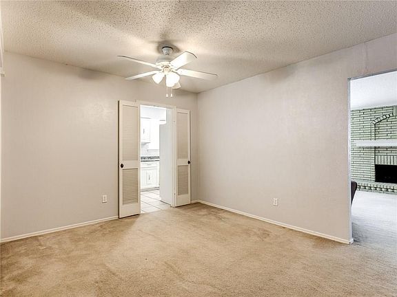 5th image of 5429 Barcelona Dr
