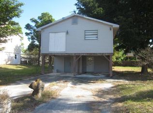 18351 Heather Rd, Fort Myers, FL 33967