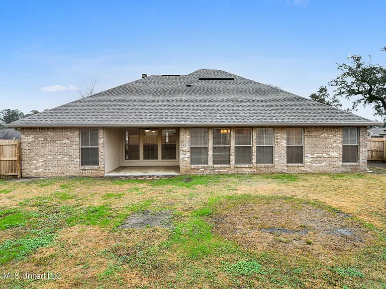 13636 Hidden Oaks Dr — Photo 6