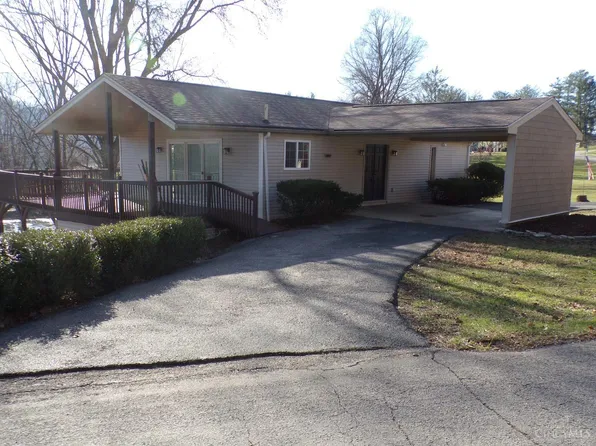 133 Crystal Dr, Lucasville, OH 45648