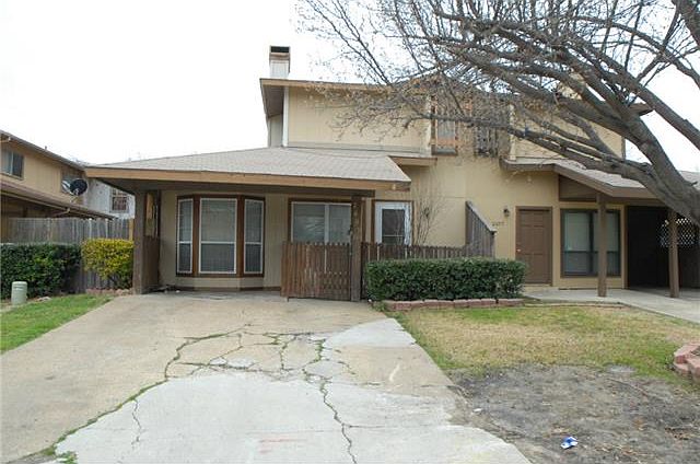 1st image of 2605 Santiago Ct