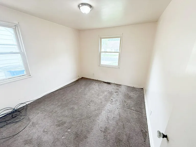 4212 Wetzel Ave — Photo 15