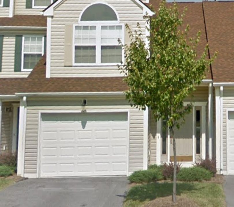 1st image of 170 Huff Heritage Ln
