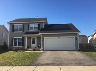 2601 Fallbrook Dr, Hampshire, IL 60140