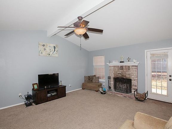 3rd image of 220 N Valley Dr