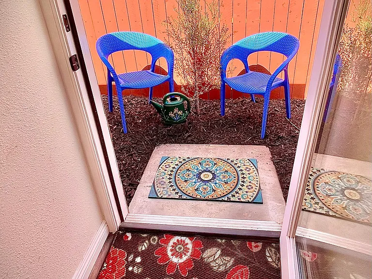 4262 Pepper Dr — Photo 16