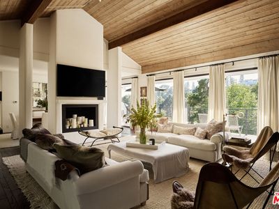 1583 Lindacrest Dr, Beverly Hills, CA, 90210