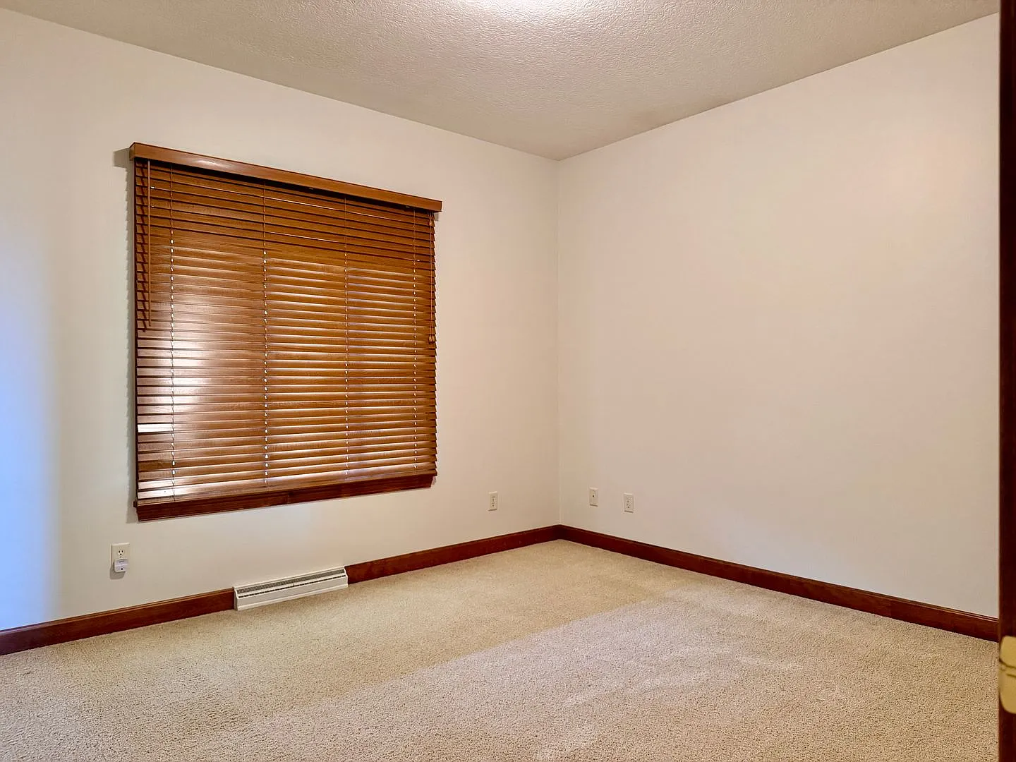 2 Bedroom Oak Shadows Condo — Photo 4