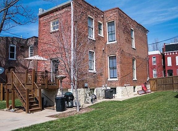 2nd image of 2652 Shenandoah Ave