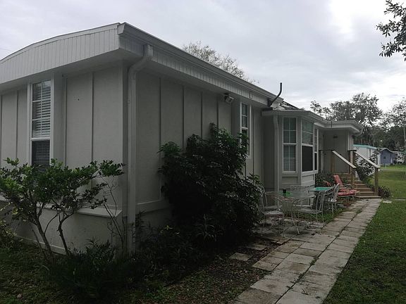 3rd image of 170 N Yonge St Lot 80