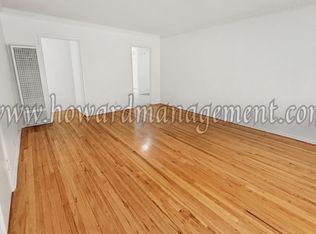 1048 S Corning St #1050-1, Los Angeles, CA 90035