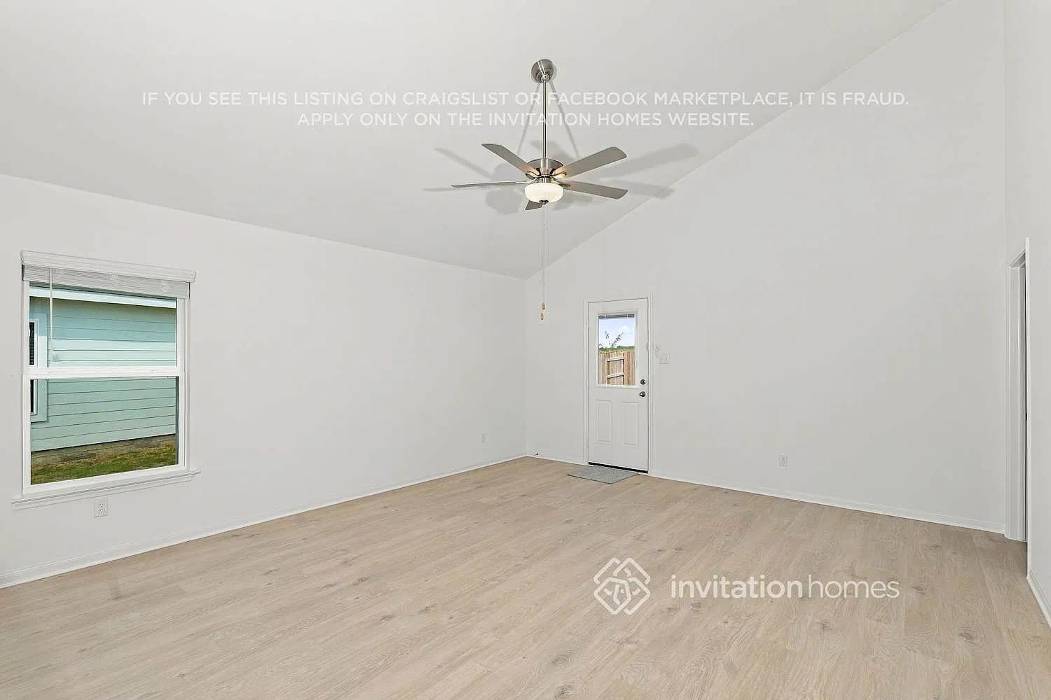 104 Wirepass Crescent Jarrell, TX 76537 — Photo 4