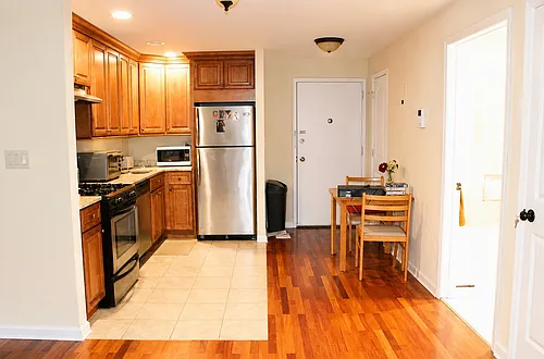 6248 60th Pl #1B Photo 1