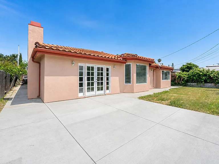 18626 Mescal St — Photo 16