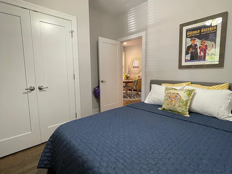 1455 W Farragut Ave #1 — Photo 11